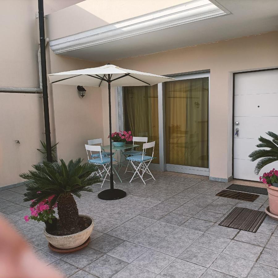 Sunny House Fourteen Assemini Exterior photo